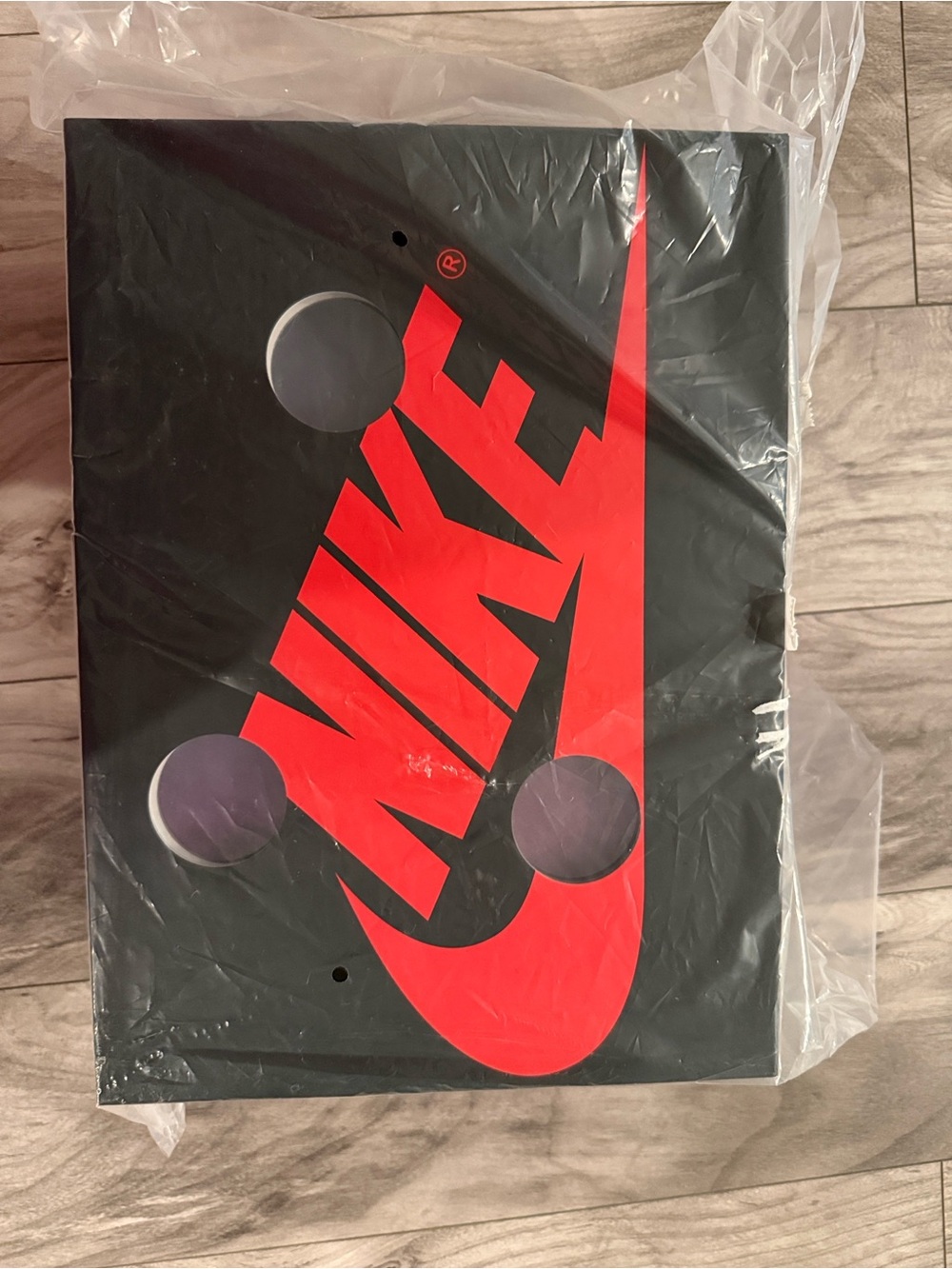 Virgil Abloh’s Nike Air Jordan 1 Retro High OG SP - Picture 3 of 3